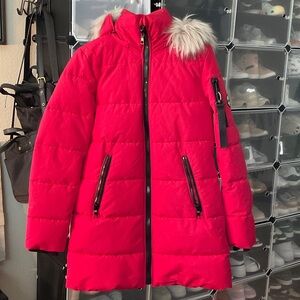 Bright Red Puffer Coat with Faux Fur Trim